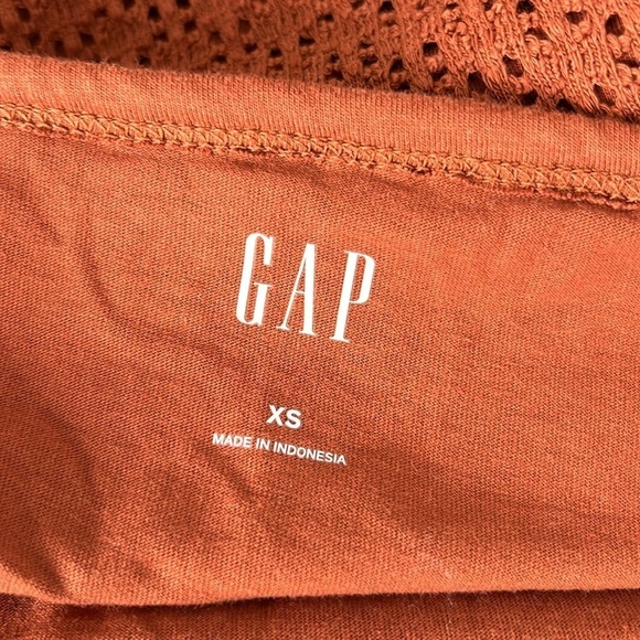 NWT Gap Burnt Orange Crochet Halter Top -Size X-Small - Picture 7 of 9
